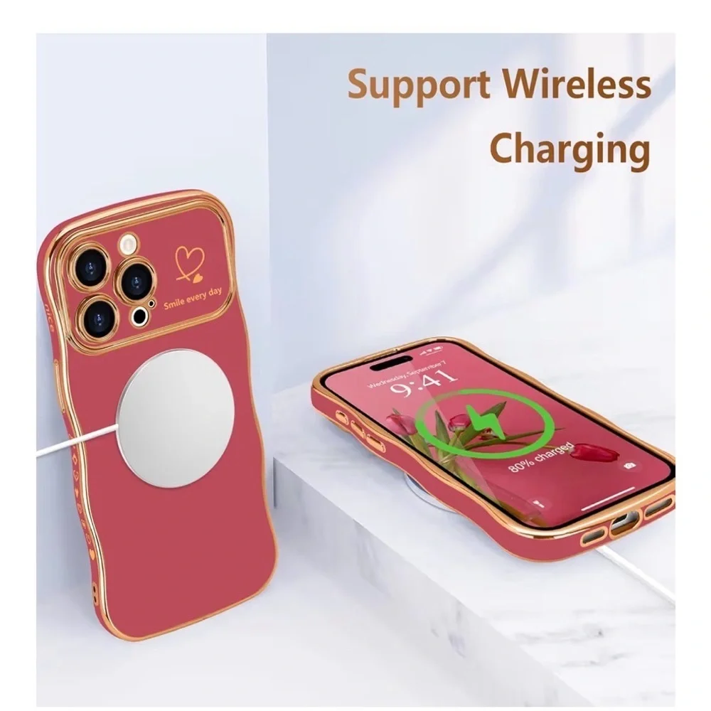 NWOT Faint Red Wave Phone Case for 15 Pro with Gold Trim.